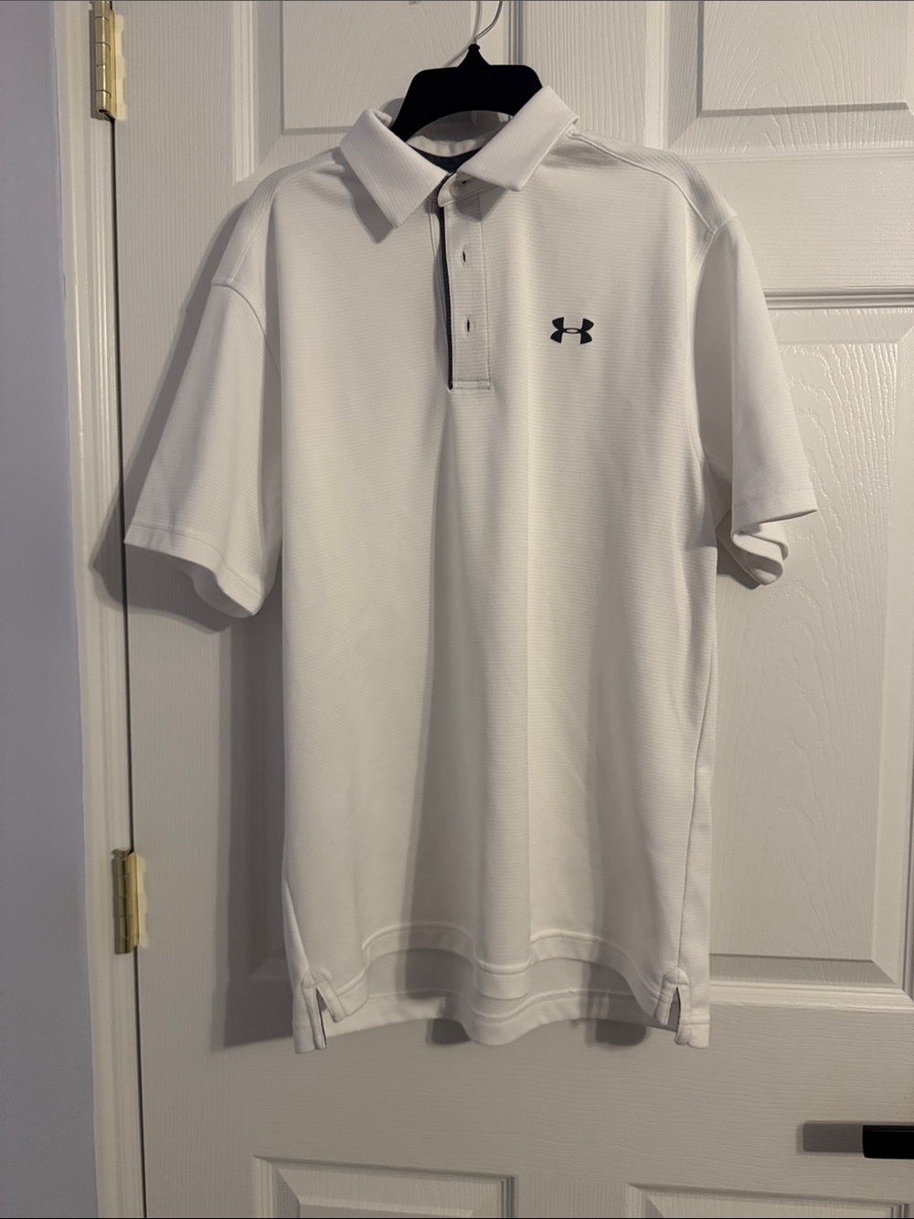 Under Armour White Men's Heat Gear Performance Polo with Black Logo